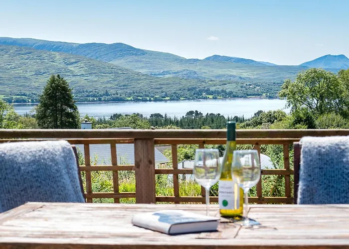 4 Bedroom Luxury Overlooking Bay Nyaraló *