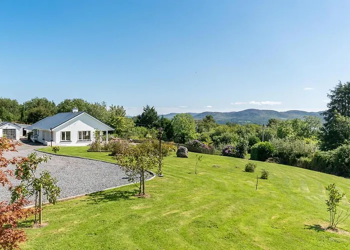 4 Bedroom Luxury Overlooking Bay Nyaraló *